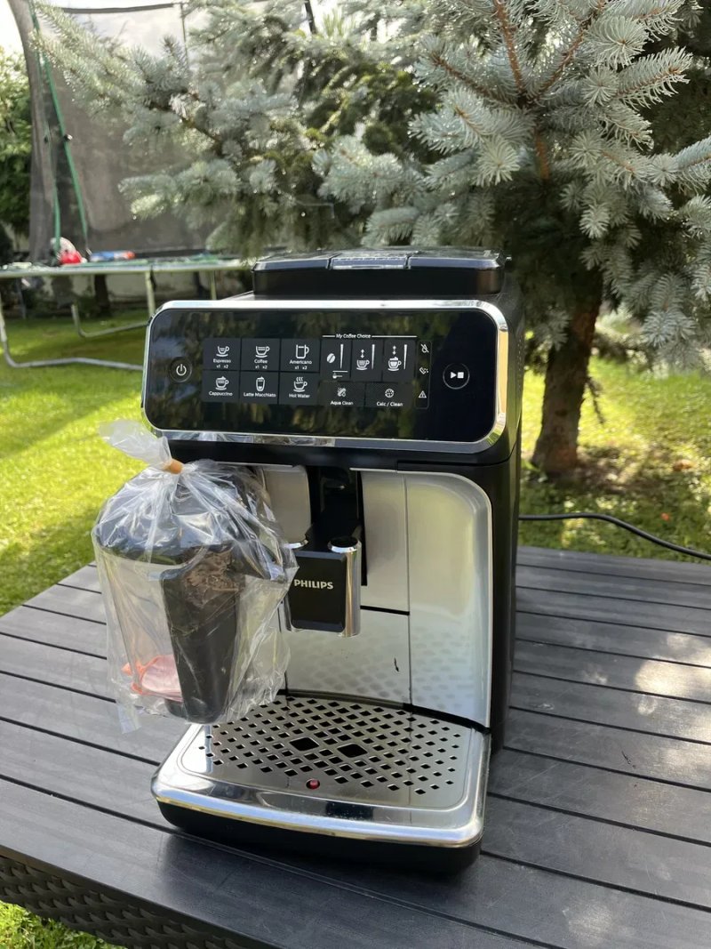 кавомашина Philips Latte GO  Type EP3246 гарантія +після гарантійна підтримка