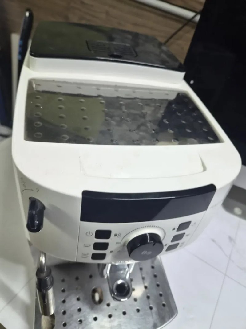 кавоварка Delonghi Magnifica S.. — фото 4