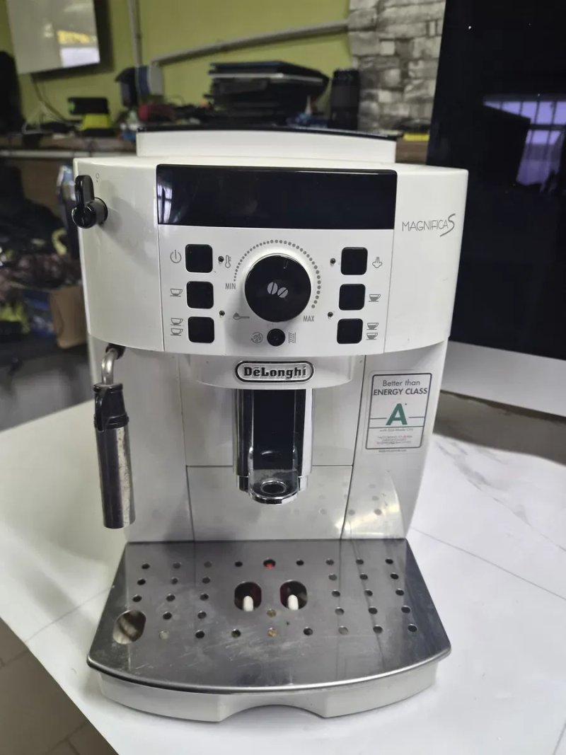 кавоварка Delonghi Magnifica S.. — фото 6