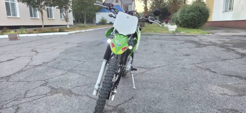 Kawasaki KLX230 ендуро — фото 2