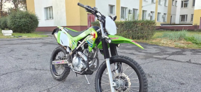 Kawasaki KLX230 ендуро — фото 3