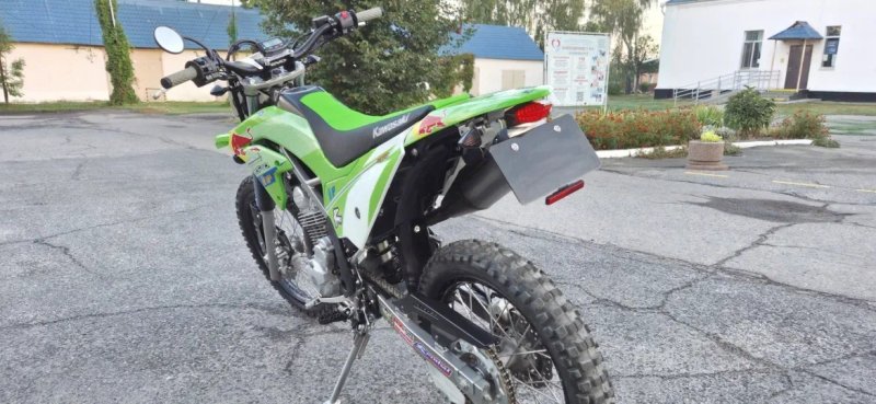 Kawasaki KLX230 ендуро — фото 8