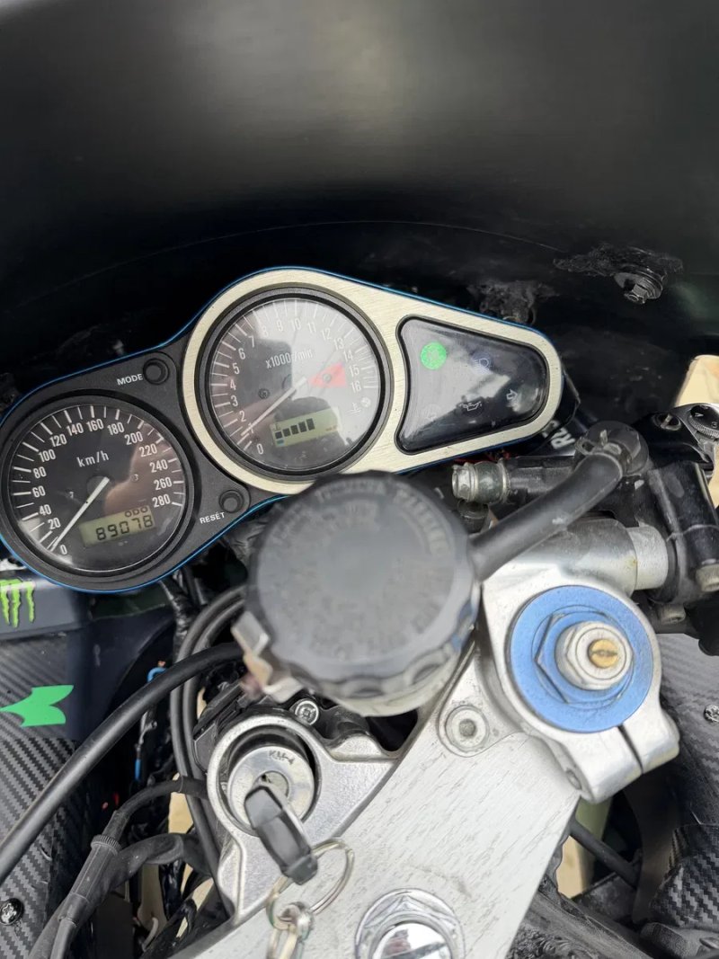 Kawasaki Ninja ZX 6 R 1998 год с документами — фото 6