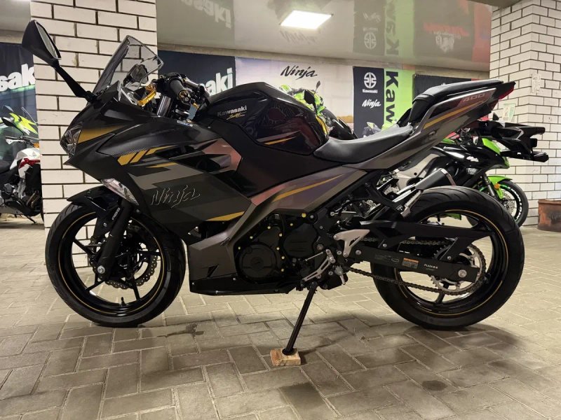 Kawasaki Ninja400 ABS 2022г. 11000км. — фото 7