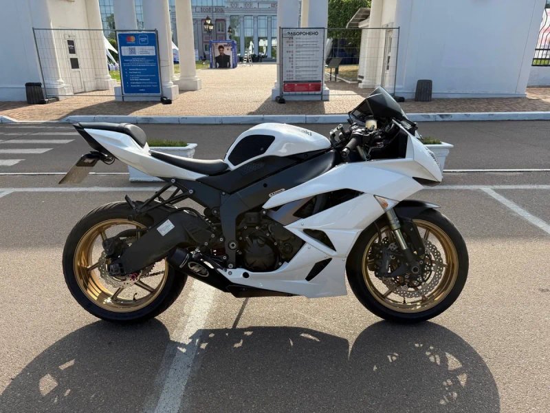 Kawasaki zx6r 2012 — фото 2