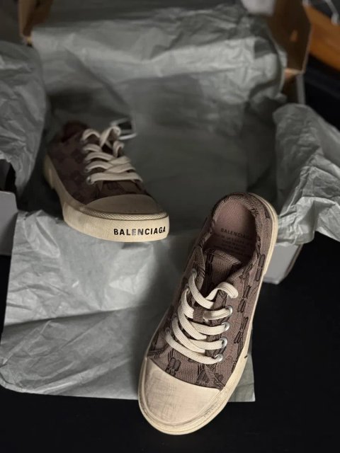 Кеди Balenciaga в асортименті