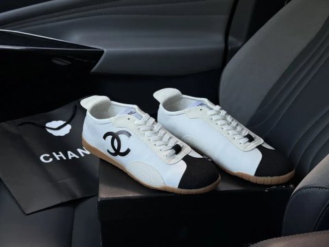 Кеди Chanel білого кольору теніски Шанель стильні розмір 39, 40 снікерси Шанель