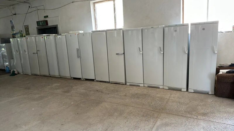 Холодильна камера / Холодильник без морозилки Gorenje RTG180NS. Ідеал. — фото 7