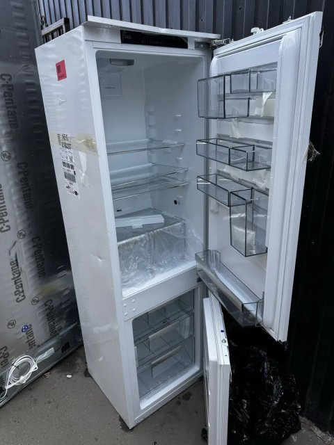 Холодильник AEG S18C5T Serie 6000 mit TwinTech® NoFrost