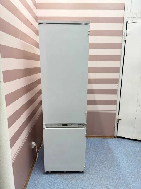 Холодильник Ariston BCS333 A VE вбудований 185см Двокамерний м. Шулявська