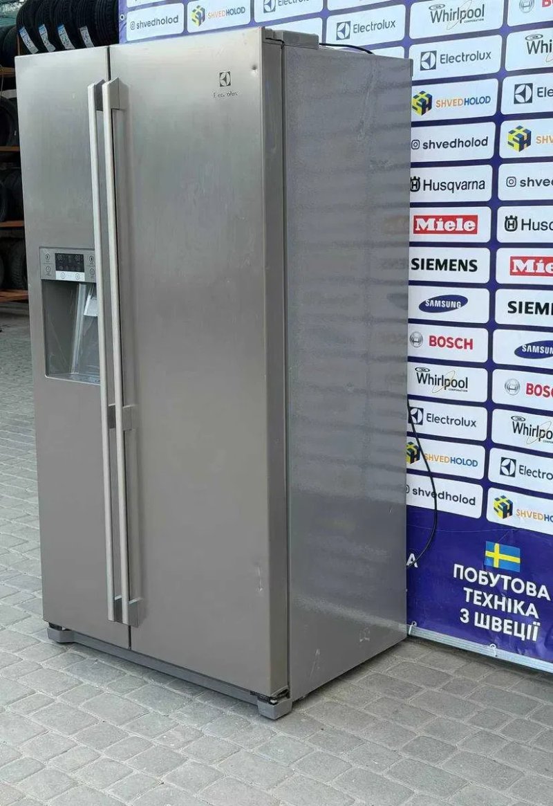 холодильник б/в Side by Side на двоє дверей Electrolux 180/90/70 Металік No Frost #06804 — фото 2