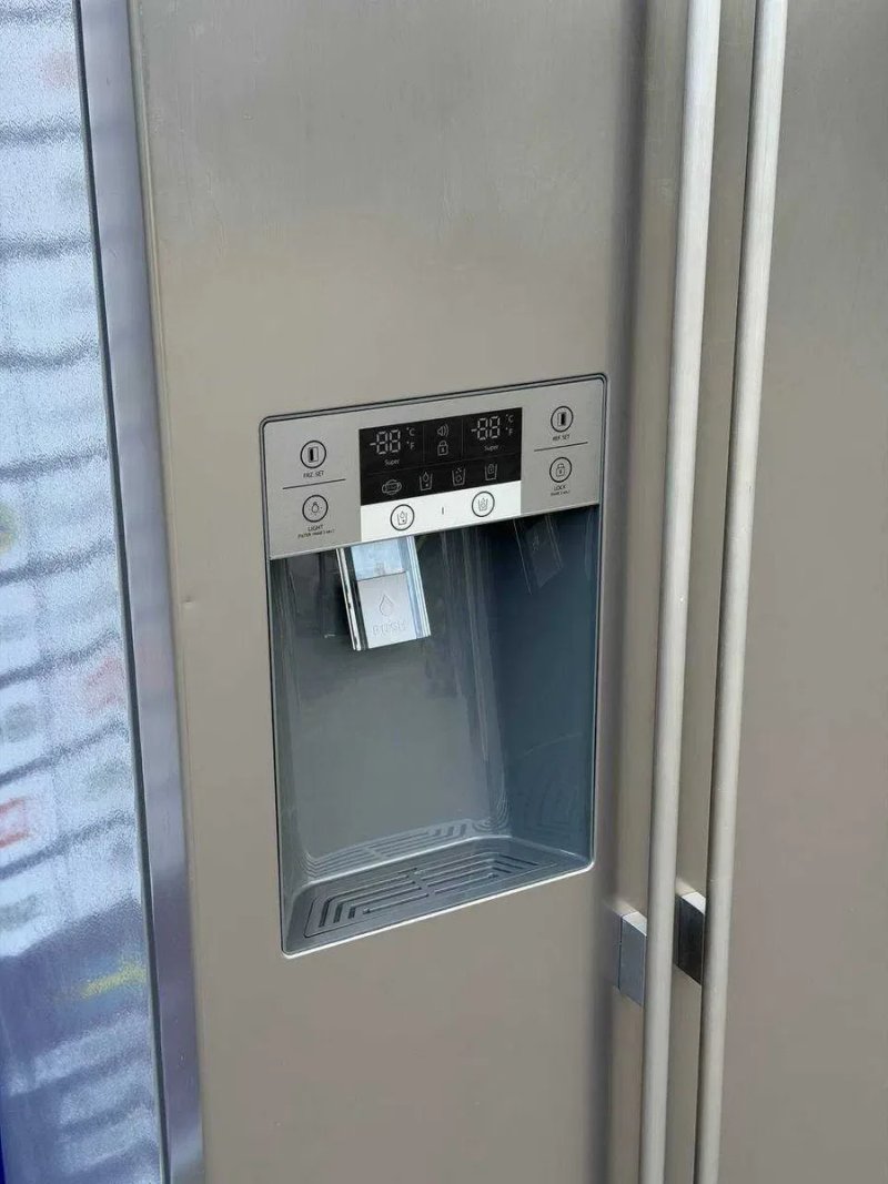 холодильник б/в Side by Side на двоє дверей Electrolux 180/90/70 Металік No Frost #06804 — фото 4