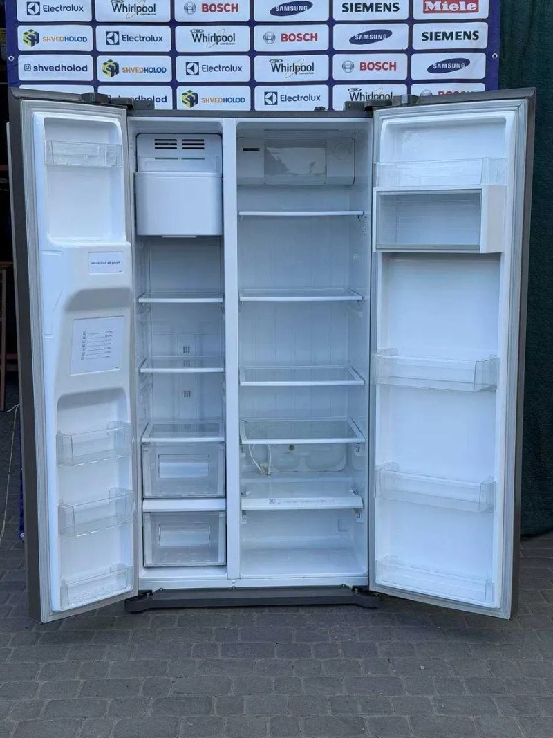 холодильник б/в Side by Side на двоє дверей Electrolux 180/90/70 Металік No Frost #06804 — фото 5