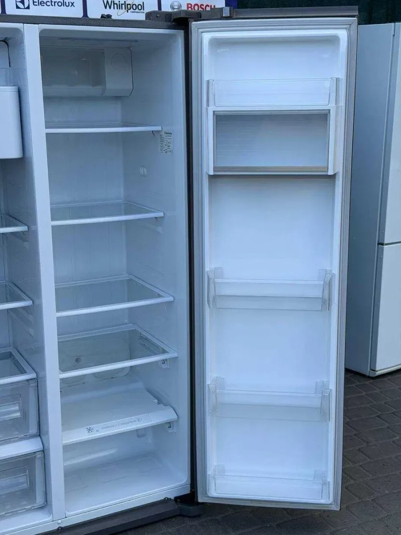 холодильник б/в Side by Side на двоє дверей Electrolux 180/90/70 Металік No Frost #06804 — фото 6