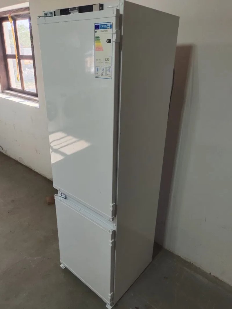 Холодильник. BEKO  178 cm. NOFROST. Холодильник під вмонтування  з Європи.Класний стан — фото 3