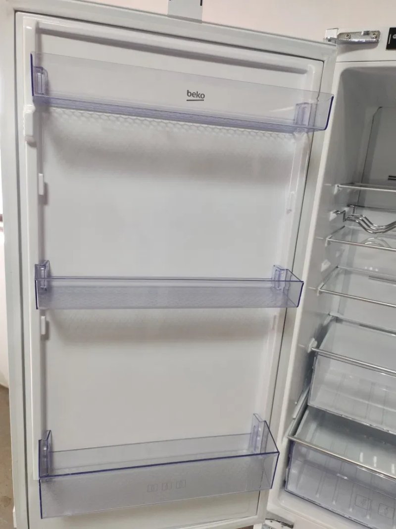 Холодильник. BEKO  178 cm. NOFROST. Холодильник під вмонтування  з Європи.Класний стан — фото 8