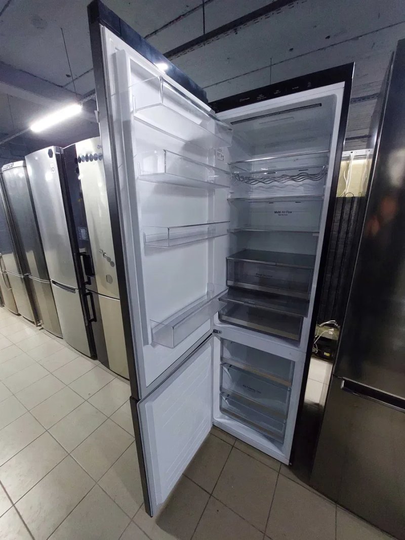Холодильник BEKO rnca366e30zxb ідеальний стан зі складу — фото 7