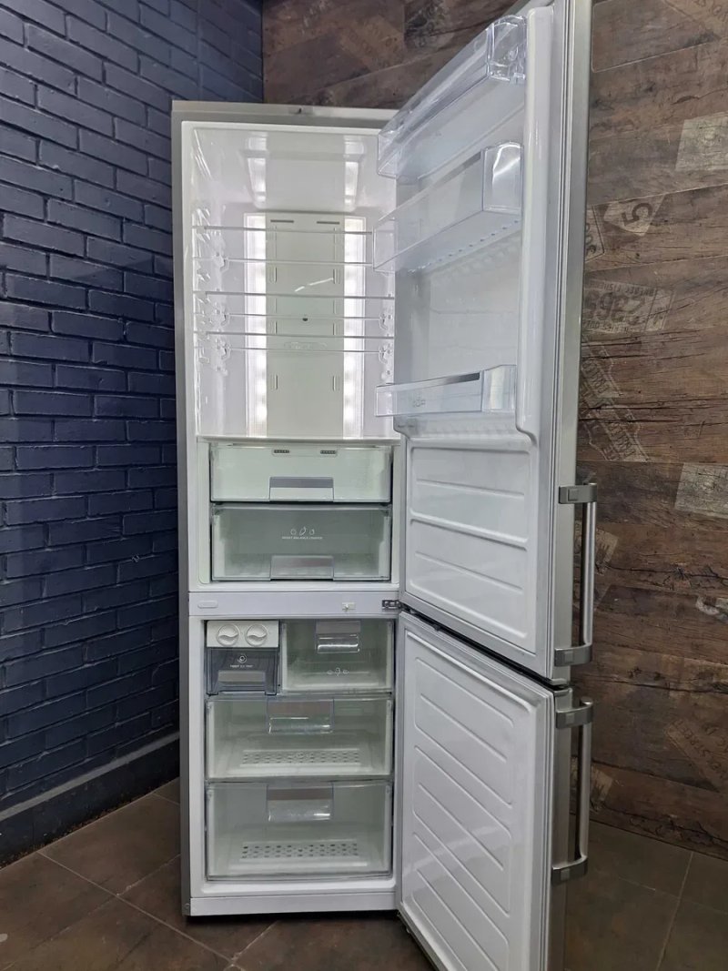 Холодильник Bosch kgv39xw20e/05 з Німеччини — фото 4