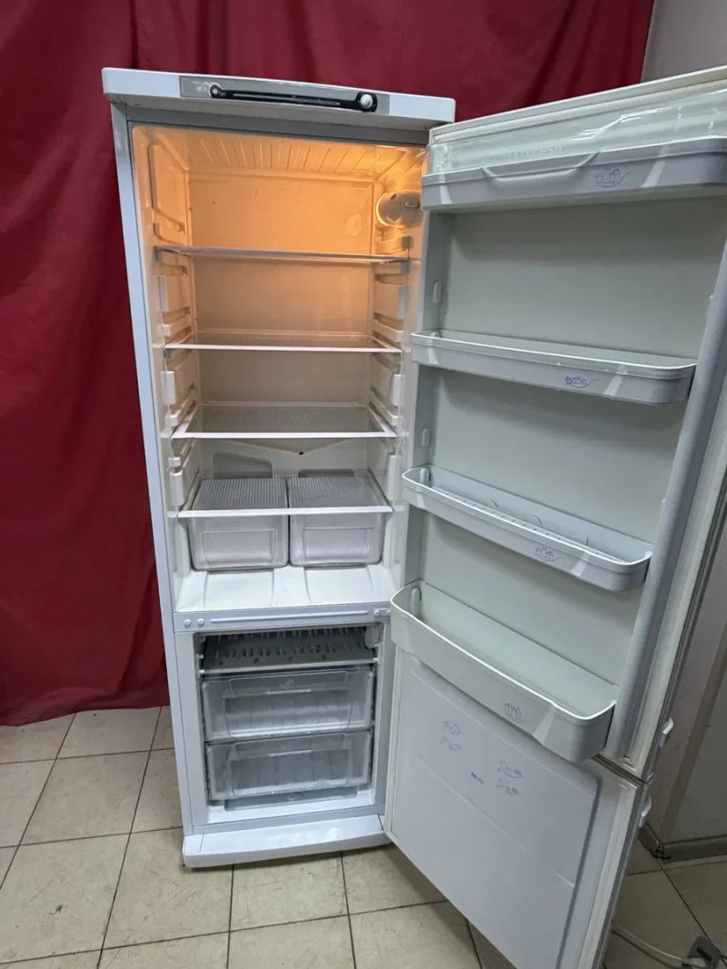 Холодильник Indesit SB 185 — фото 4