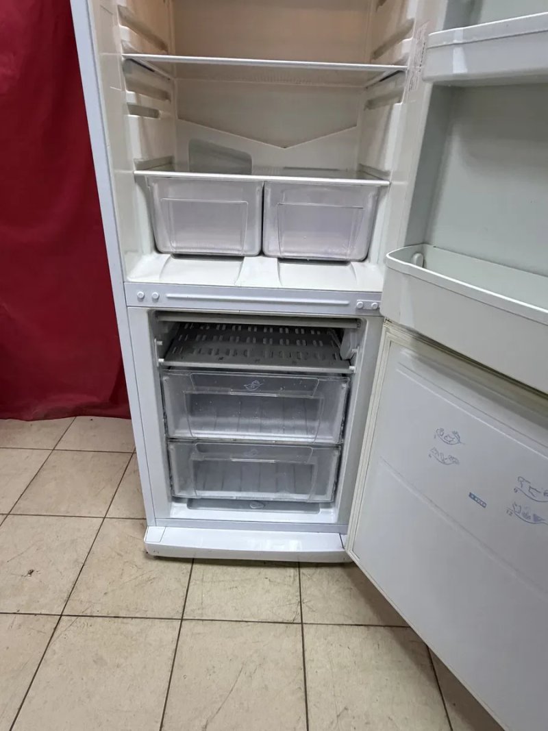 Холодильник Indesit SB 185 — фото 7