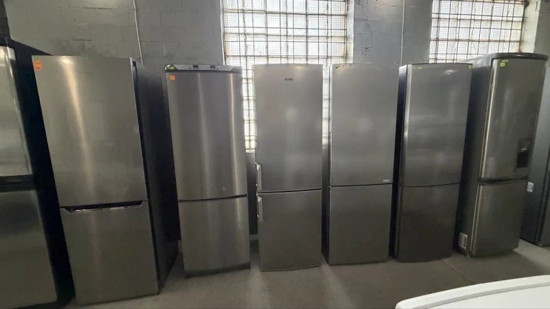 Холодильник Gorenje RK60319OCO-L 304 l — фото 5