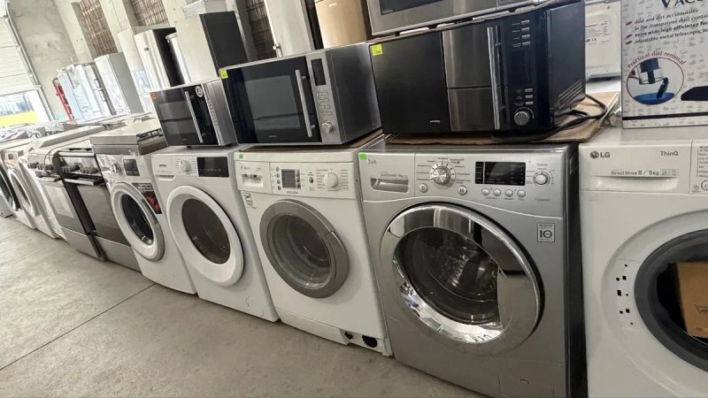 Холодильник Gorenje RK60319OCO-L 304 l — фото 6