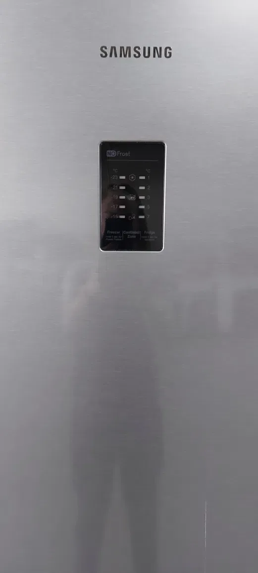 Холодильник Samsung RB29FEJNBSA — фото 3