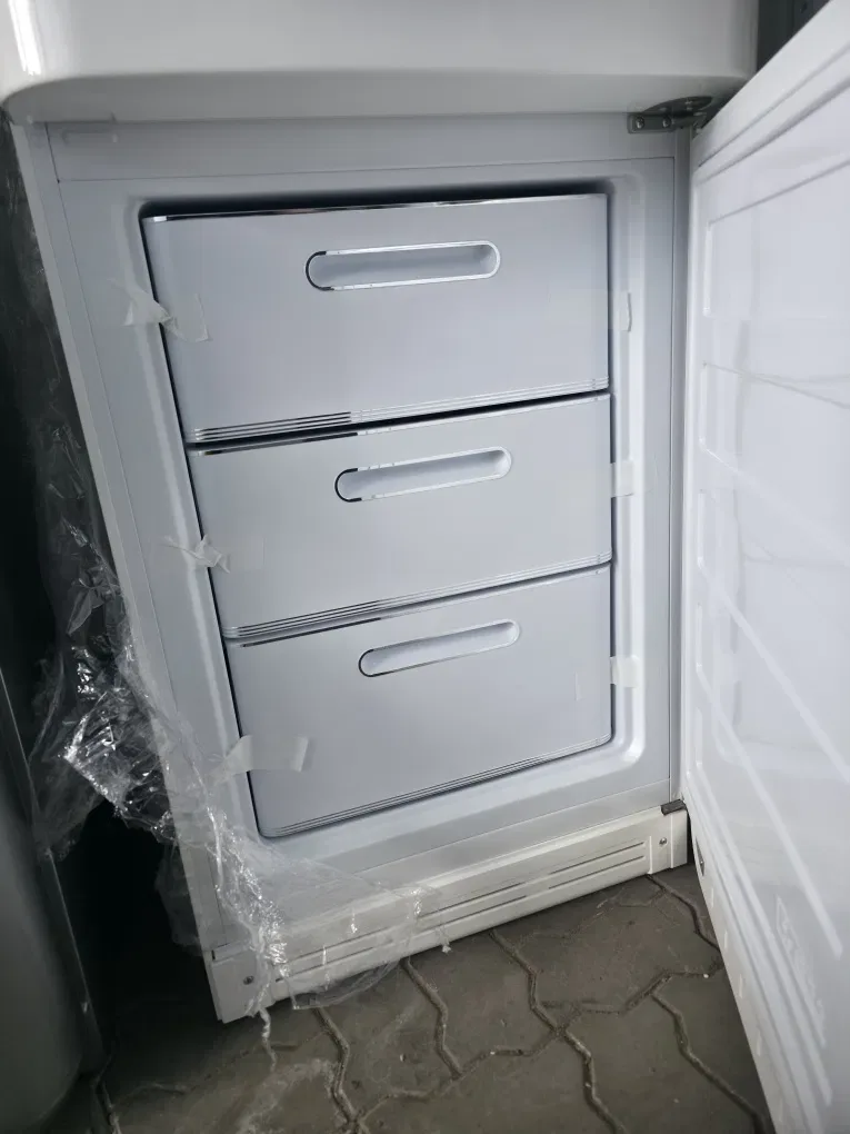 Холодильник SMEG  197см 60 ширини Великий вибір кольору — фото 3