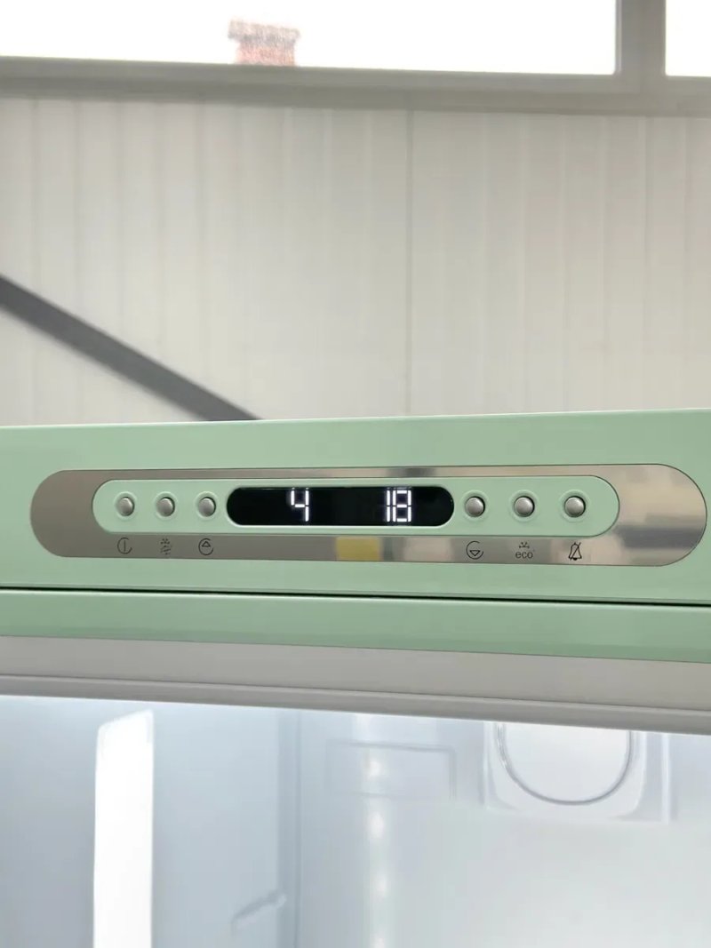 Холодильник Smeg FAB32LPG5 — фото 6