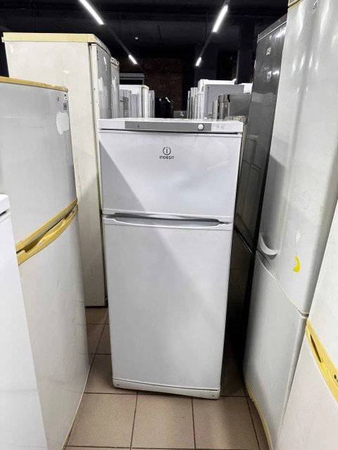 Холодильник з доставкою Indesit ST14510, гарантія, занос