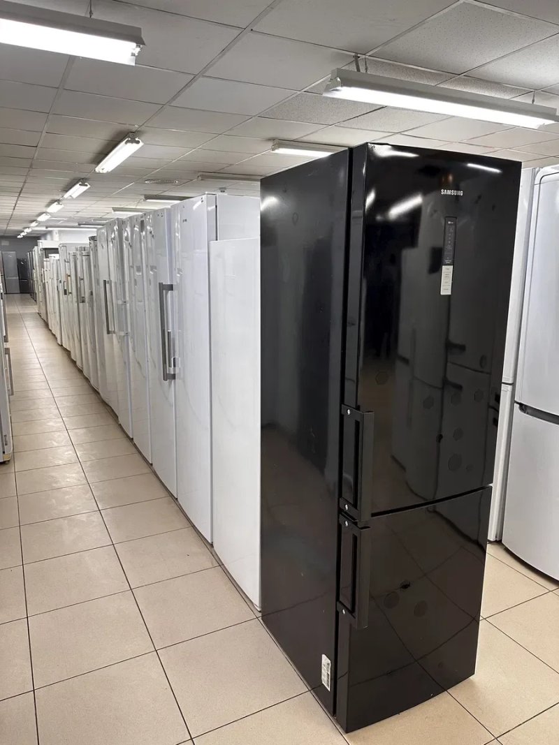 Холодильник з доставкою Samsung RB37J5461EF, гарантія, занос — фото 3