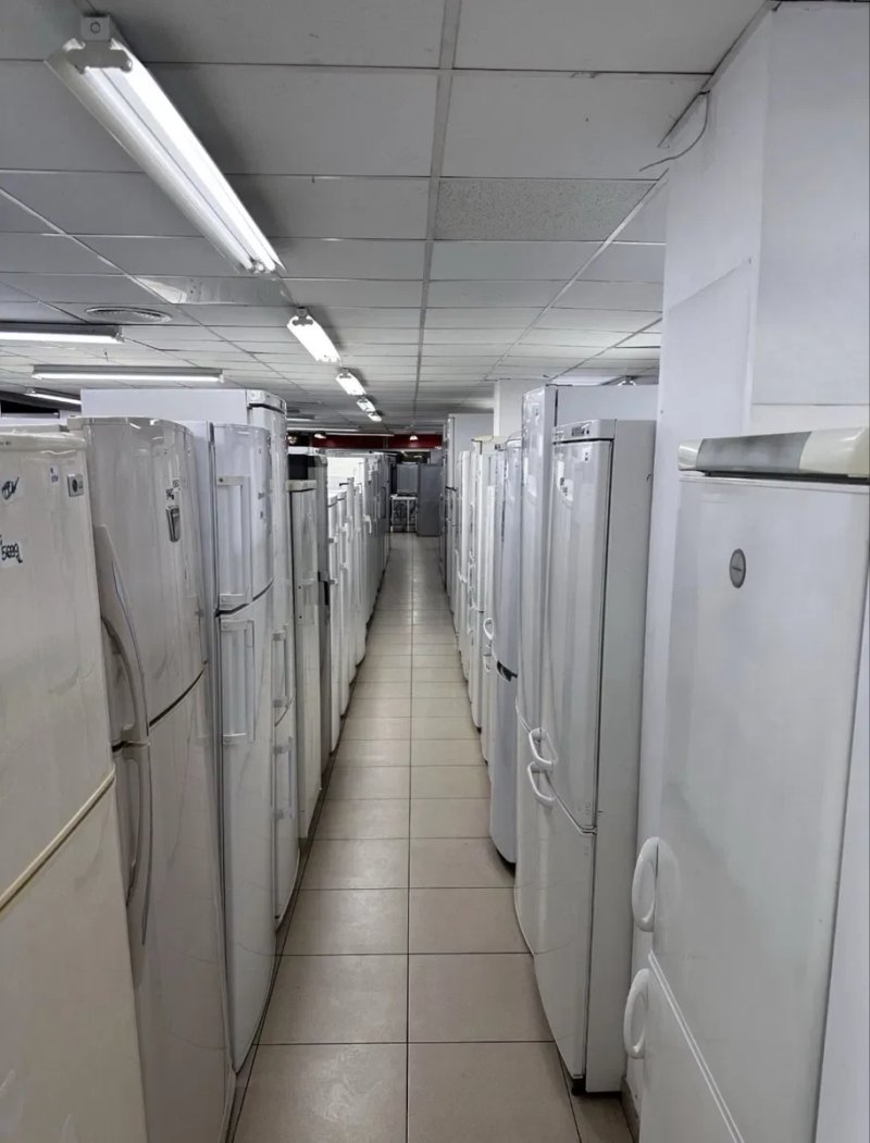 Холодильник з доставкою Whirlpool WBE3111A, гарантія, занос — фото 5