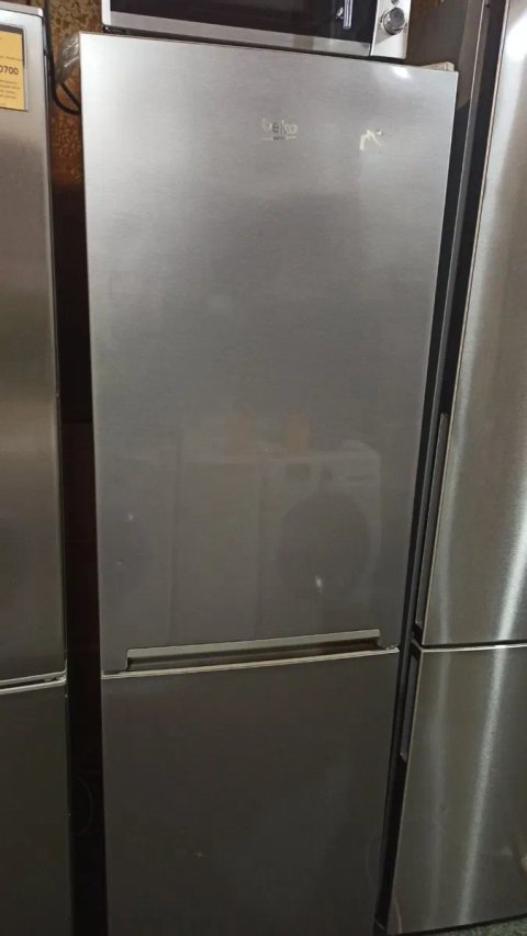 Холодильник з Німеччини  Beko модель vg675.