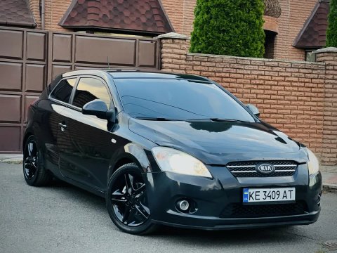 Хозяйский KIA Ceed 2008 г.в., 1.6 с ГБО-4