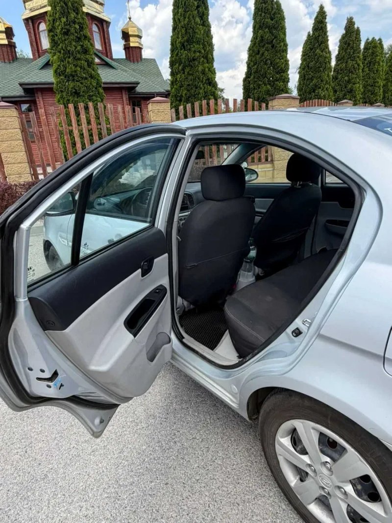 Хундай акцент третього покоління Hyundai Accent 2008 — фото 4