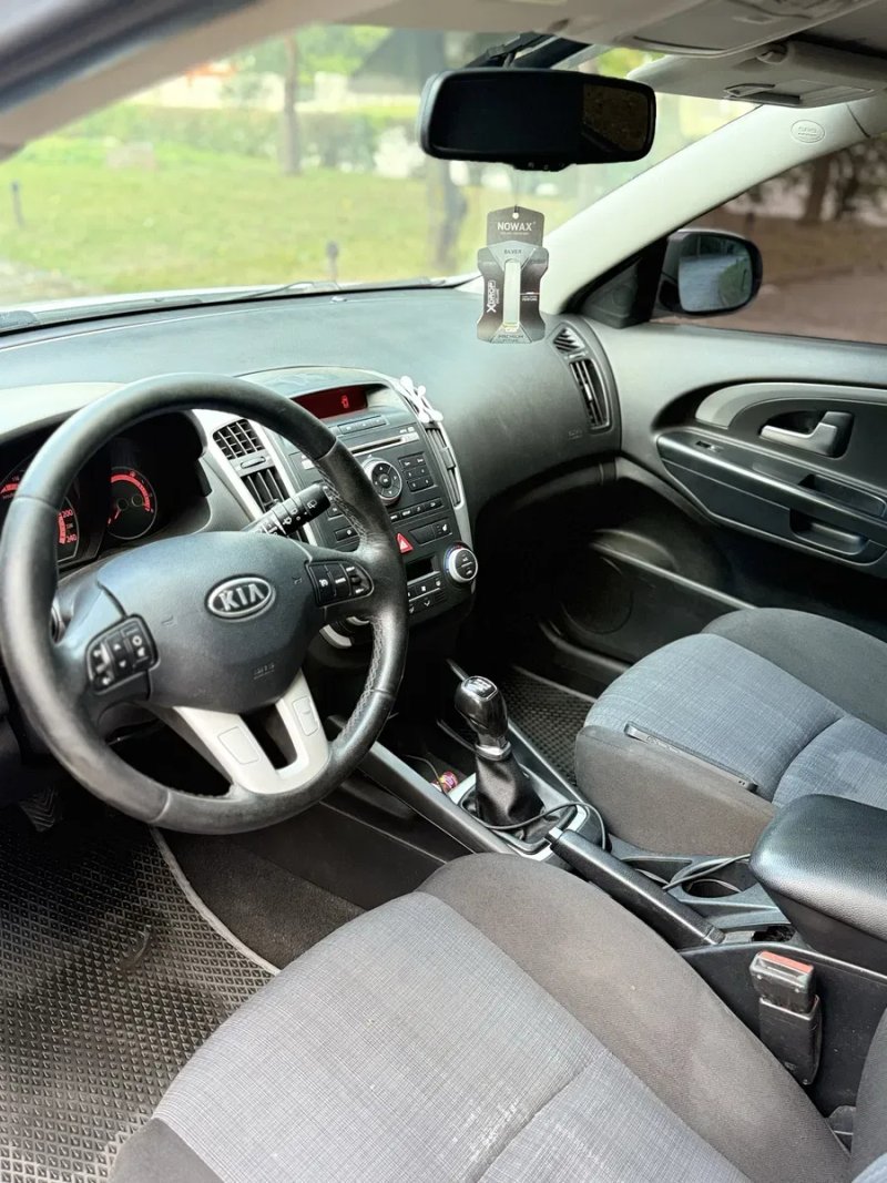 Kia Ceed 2010 1.6 tdi в хорошем состоянии — фото 7