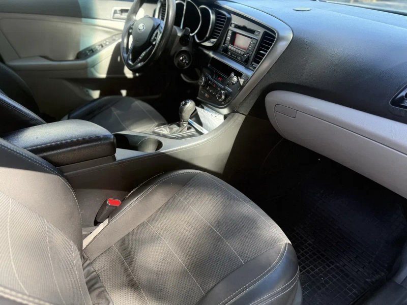 Kia Optima 2012г  Хорошее состояние — фото 8