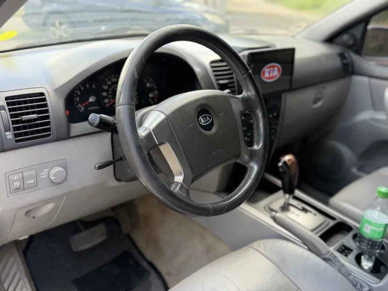 Kia Sorento 2.5 дизель Автомат 4x4 продам или обмен — фото 5