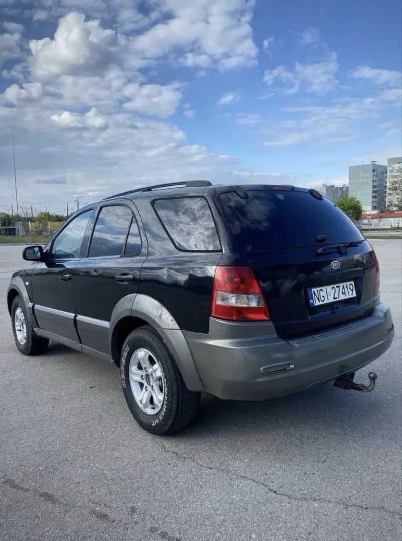 Kia sorento 2.5 механика 4х4 — фото 7
