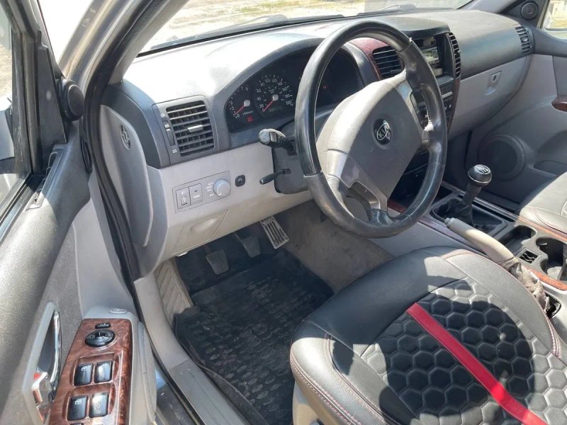 Kia Sorento ( Кіа Сорента ) 2,4 Бензин Механіка Повний привід 4Х4 Гарний джип — фото 7