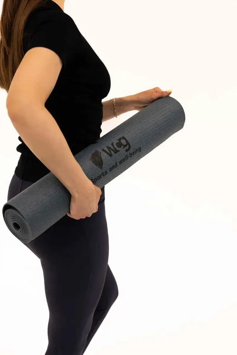 Килимок для йоги WCG Asana 173×61×0,4 см з розміткою для асан та чохлом, темно-зелений — фото 2