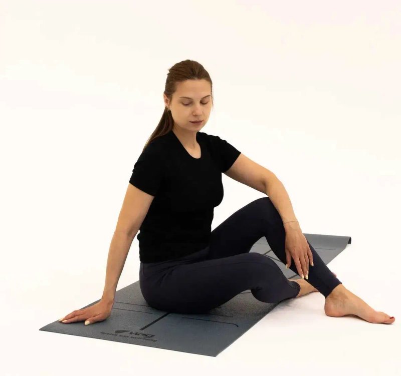 Килимок для йоги WCG Asana 173×61×0,4 см з розміткою для асан та чохлом, темно-зелений — фото 5