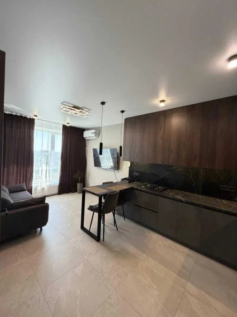 2-кімнатна з ремонтом у центрі Ірпеня! 61 м², газ, тепла підлога — фото 3