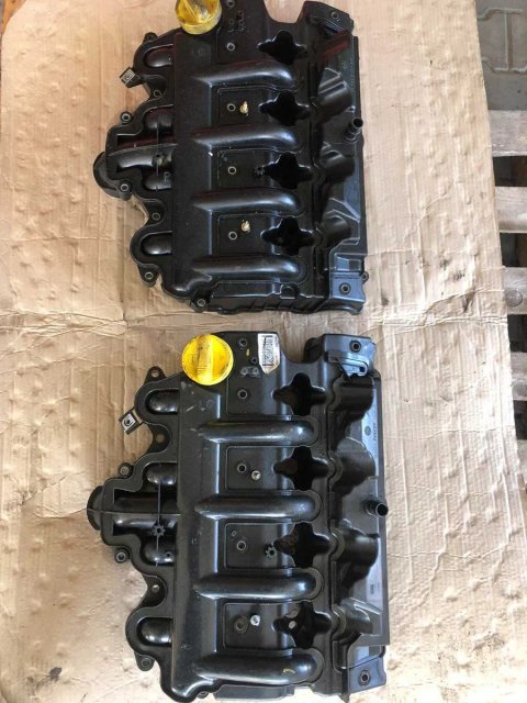 Клапанна кришка Opel Vivari 2.5 cdti Renault Trafic 2.5 dci Трафік