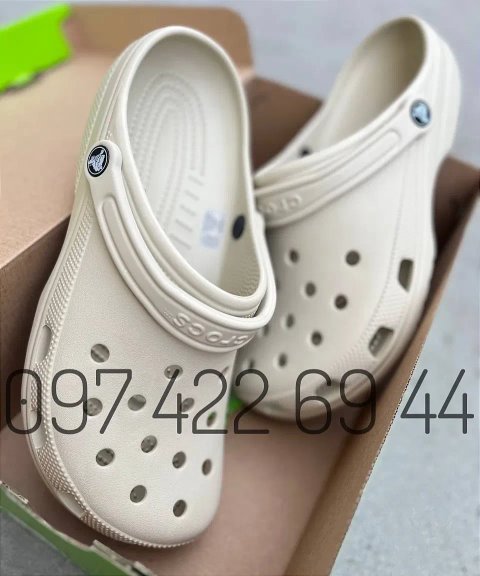 Класичні Крокси Crocs Classic Clog унісекс бежеві Crocs Classic Bone
