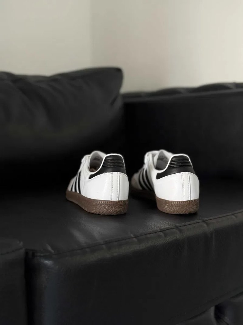класичні кросівки adidas Samba OG ідеальна класика на осінь є більше варіанти та кольорів дивіться всі оголошення автора є велика кілкість взуття — фото 4
