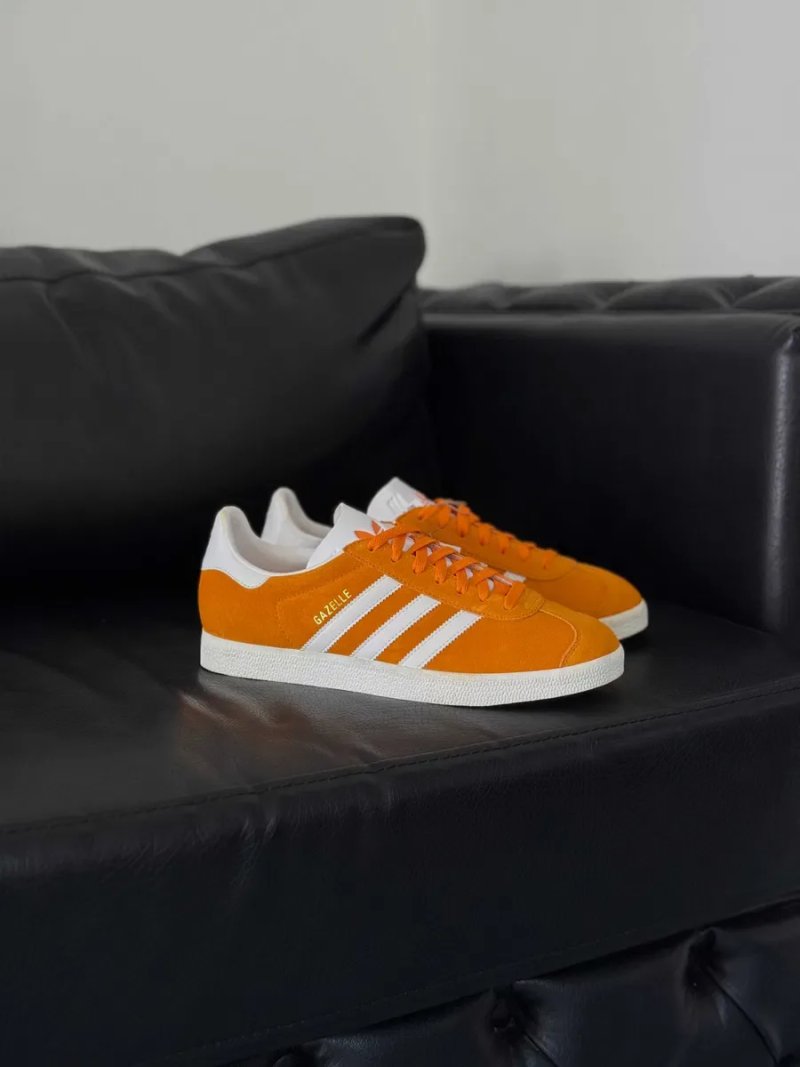 класичні кросівки adidas Samba OG ідеальна класика на осінь є більше варіанти та кольорів дивіться всі оголошення автора є велика кілкість взуття — фото 7