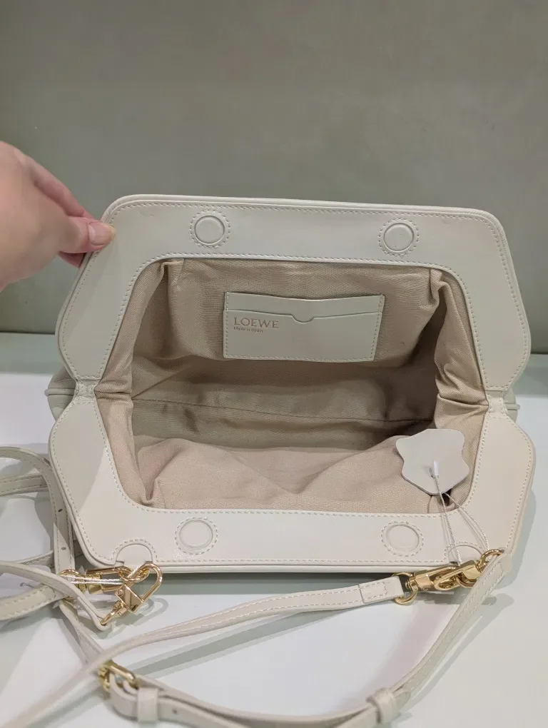 Клатч сумка ‼️Люкс якість‼️натуральна шкіра найвищої якості Chanel PRADA LOUIS VUITTON Miu Miu , balenciaga — фото 6
