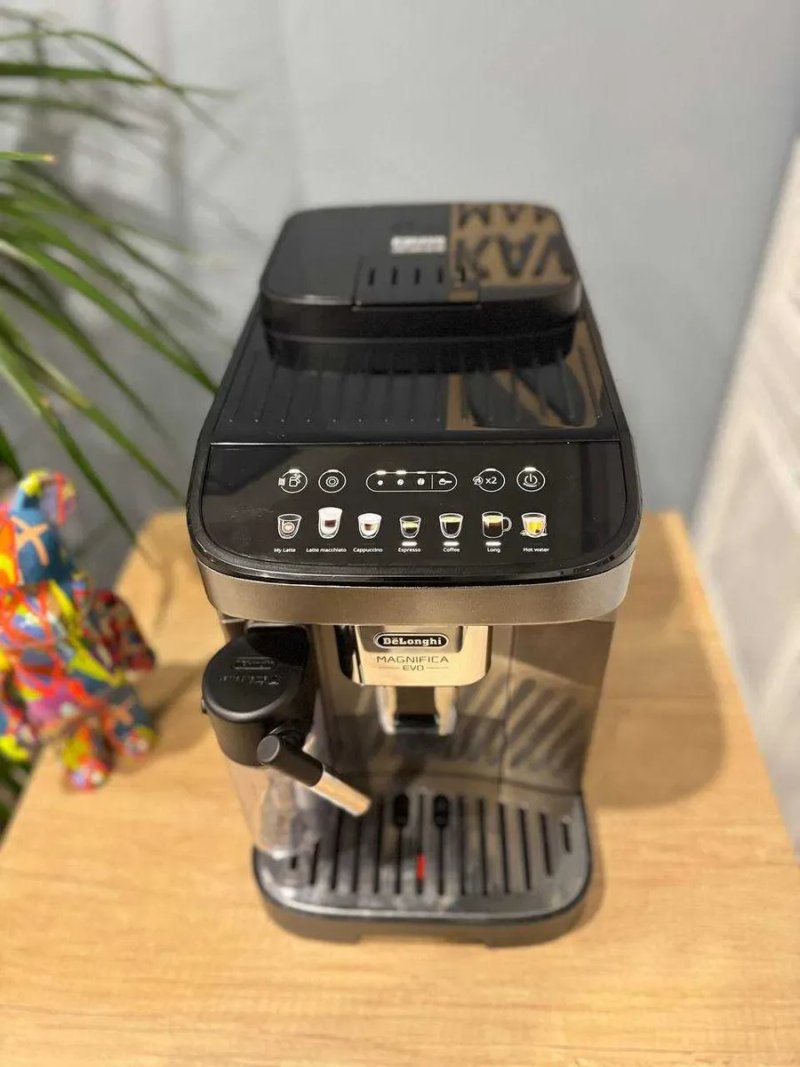 Кофемашина Delonghi Magnifica EVO — фото 4