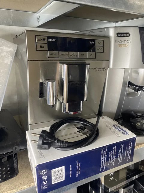 Кофемашина Кофеварка кавоварка Кавомашина Delonghi primadonna xs de luxe